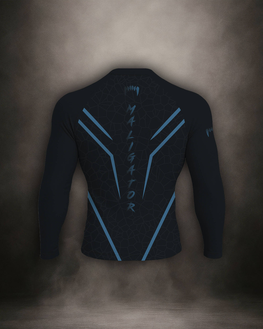 Maligator Noirium Cyro rash guard – back view, long sleeve grappling wear built for no-gi rolls and cage sessions