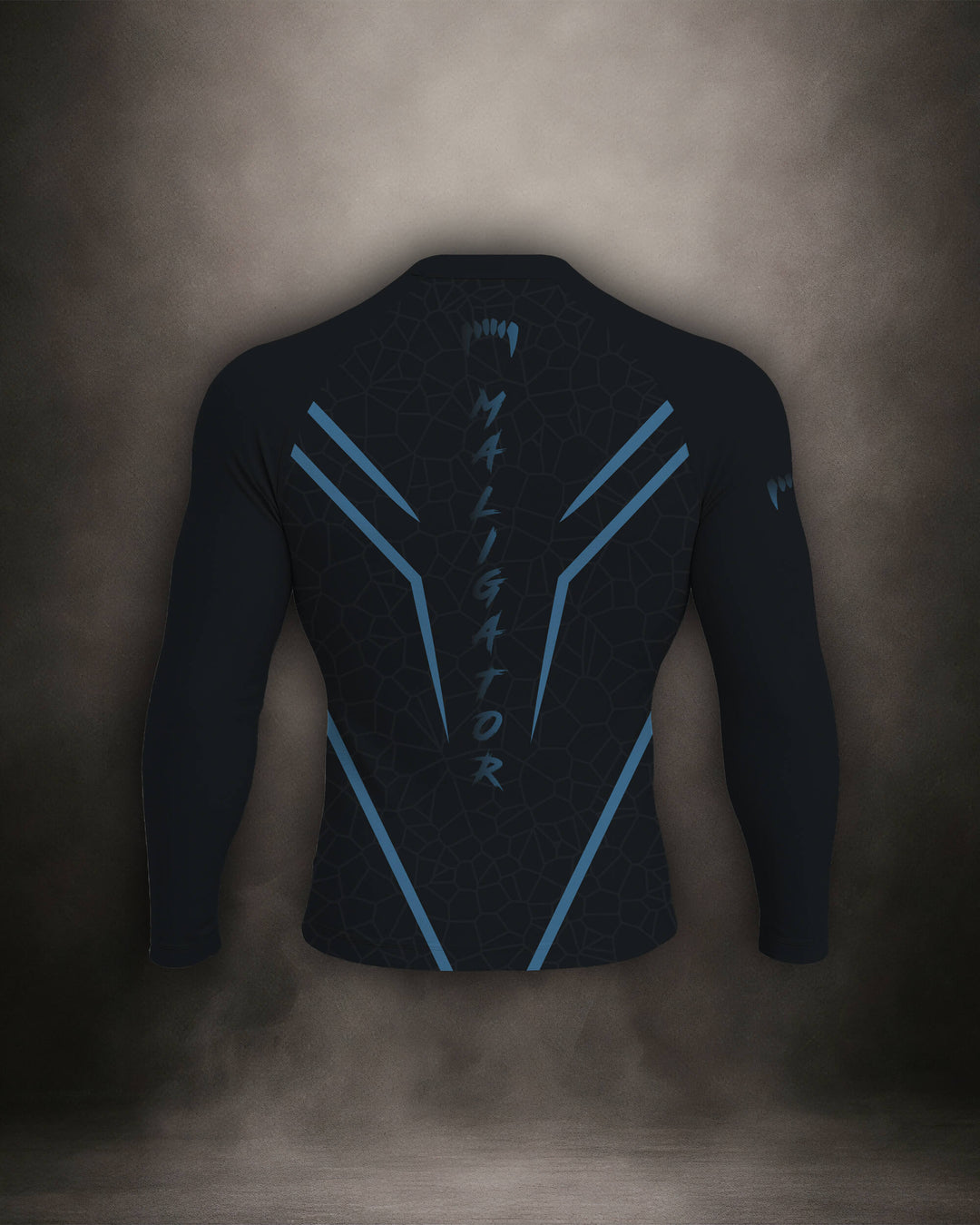 Maligator Noirium Cyro rash guard – back view, long sleeve grappling wear built for no-gi rolls and cage sessions